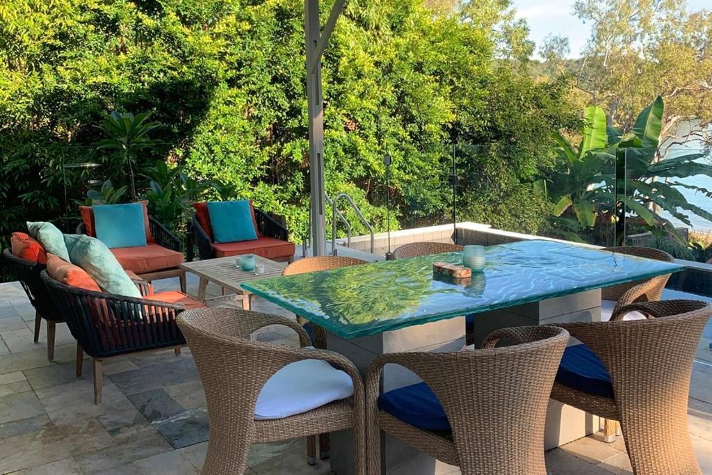 Beachfront Dolphin Cabin Oak Beach Εξωτερικό φωτογραφία