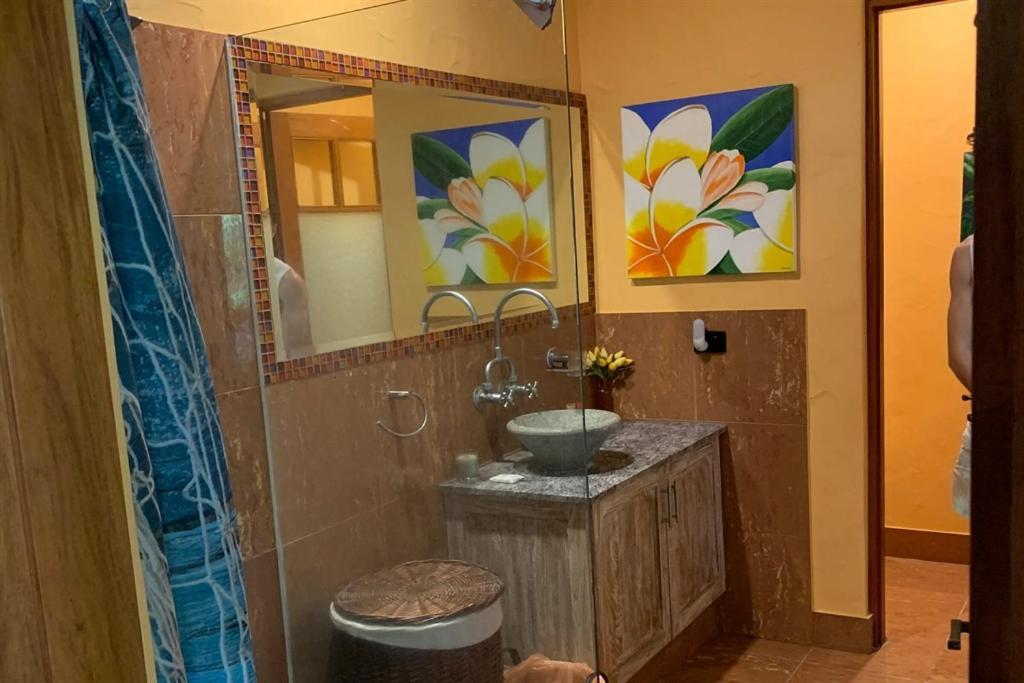 Beachfront Dolphin Cabin Oak Beach Εξωτερικό φωτογραφία
